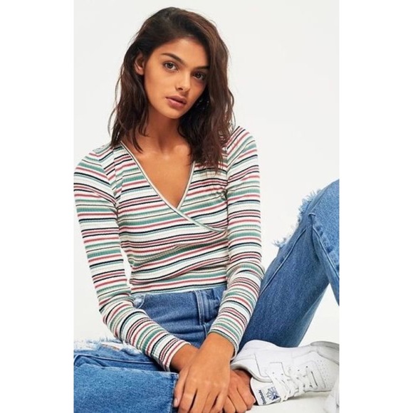 Urban Outfitters Striped Wrap Crop Top - Picture 10 of 11